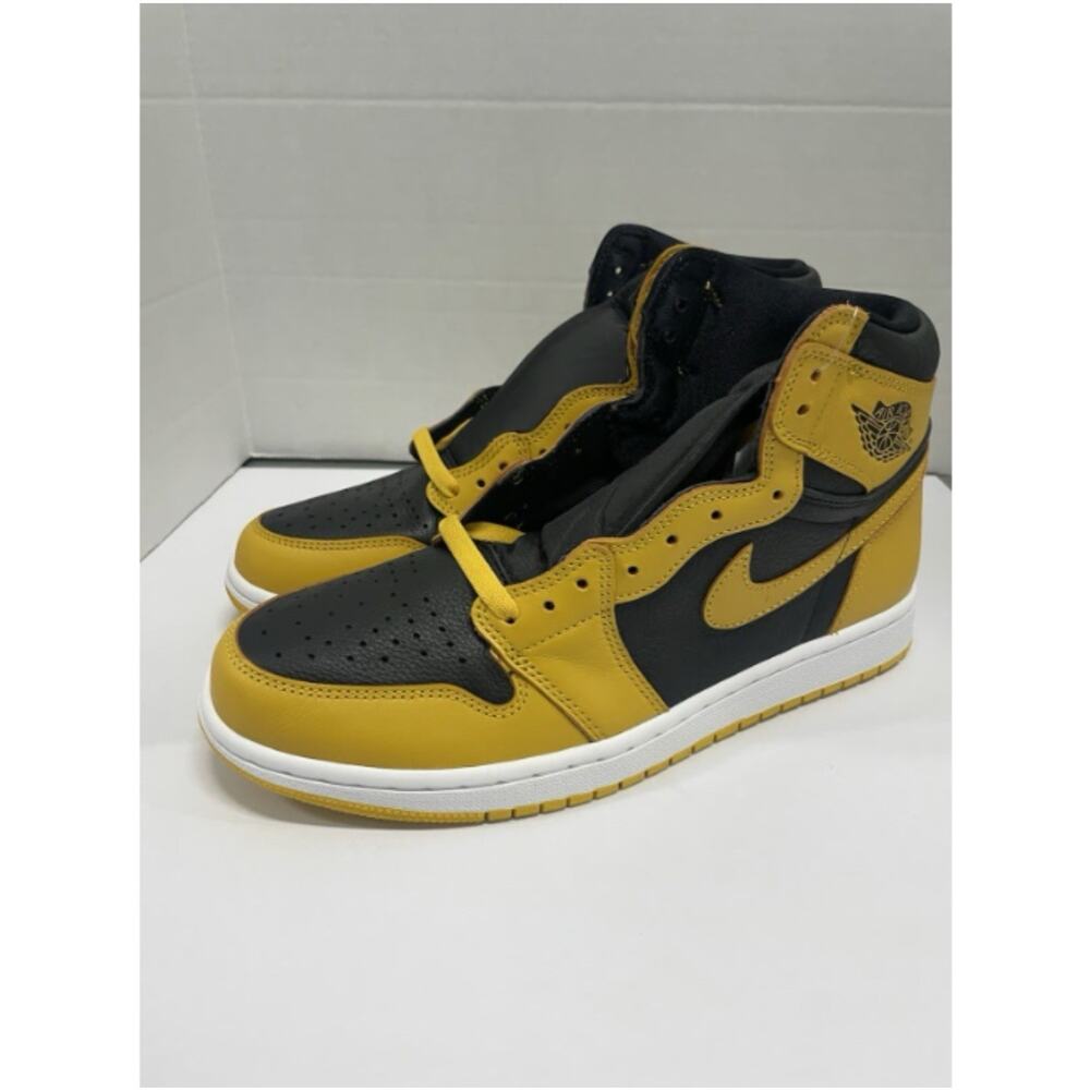 Jordan 1 Retro OG High Pollen 555088 701 Size 10 Men Black Yellow Leather Shoe